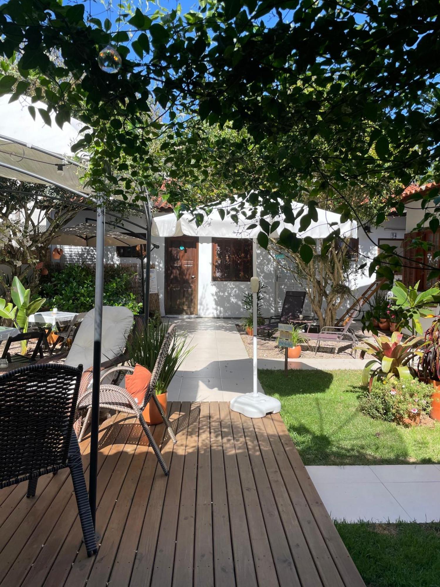Quintal Da Casa Bed & Breakfast *